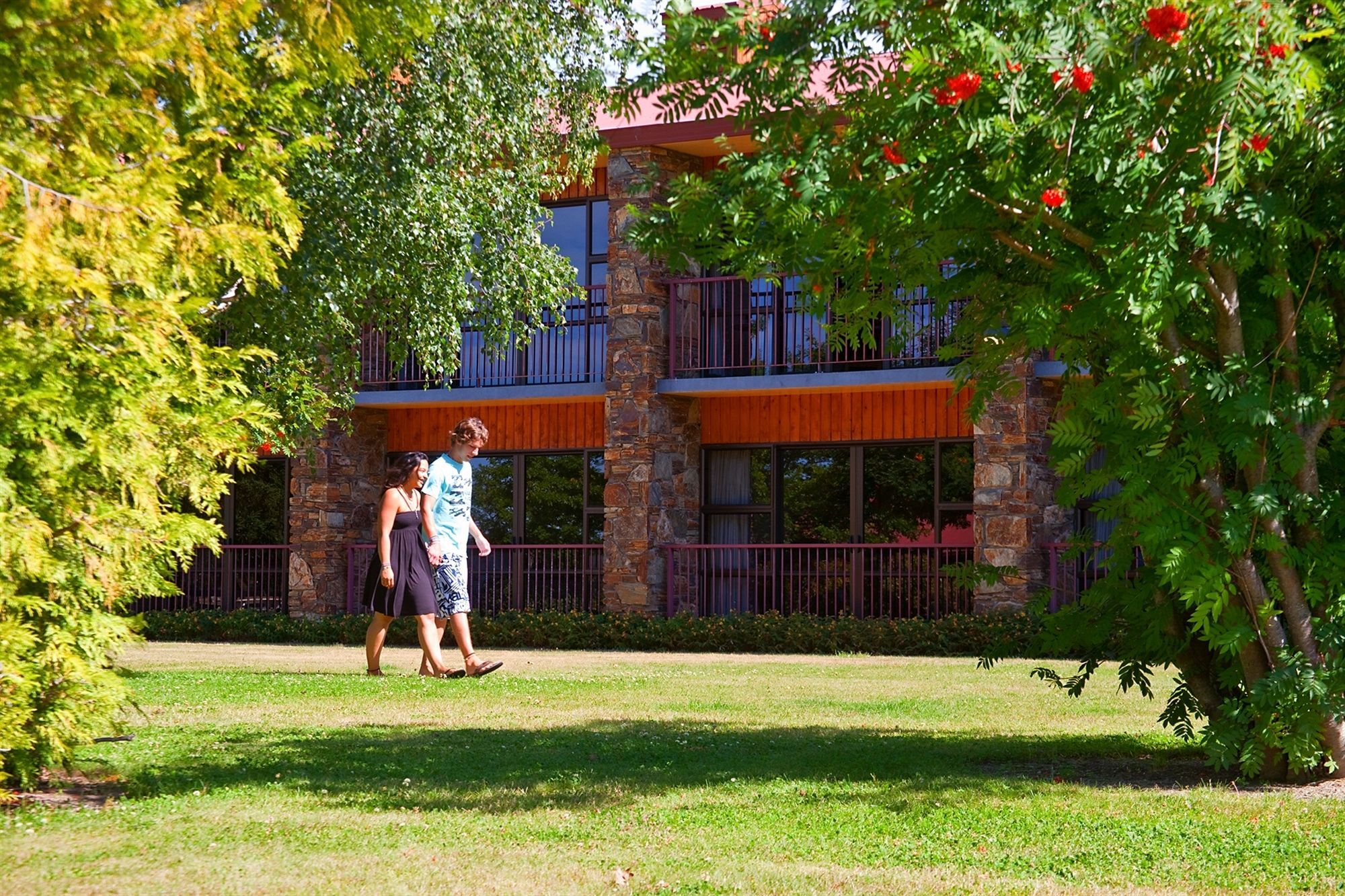 Distinction Mackenzie Country Hotel Твайзел Экстерьер фото